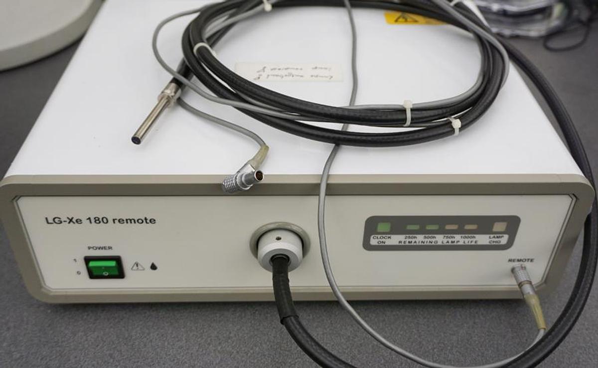 Refurbished Zeiss/HSEB LG-Xe 180 remote