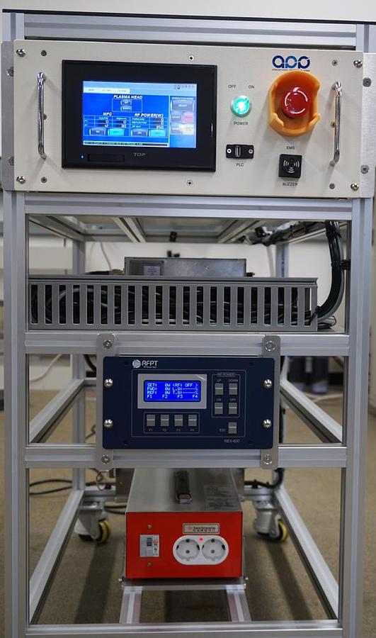 Used Atmospheric Process Plasma (APP) System with RFPT 600W 13.86mhz Rf power supply, and DX-VV auto match network