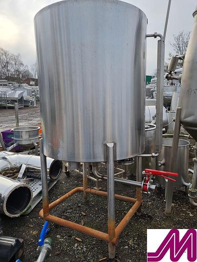 Used 950 Litre Stainless Steel Tank