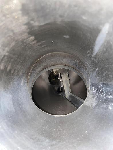 Used Used Hauser Semi-Automatic Powder Auger Filler