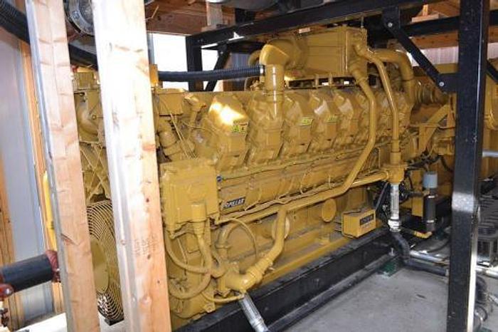 Used 1.00 MW Caterpillar G3516 Natural Gas Generator