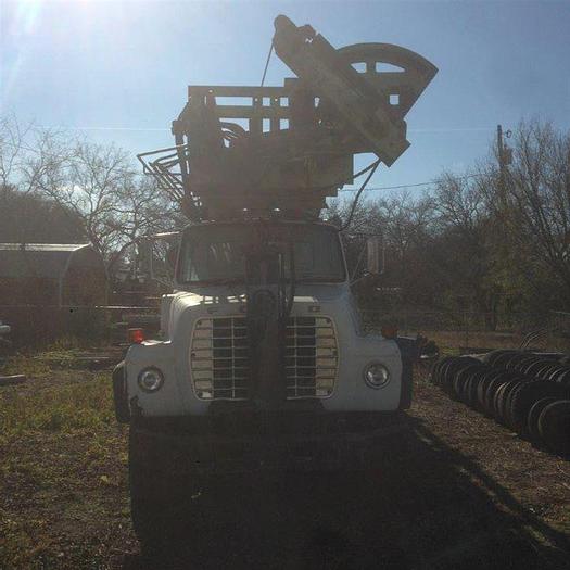 Used 1986 Chicago Pneumatic 650 Drill Rig
