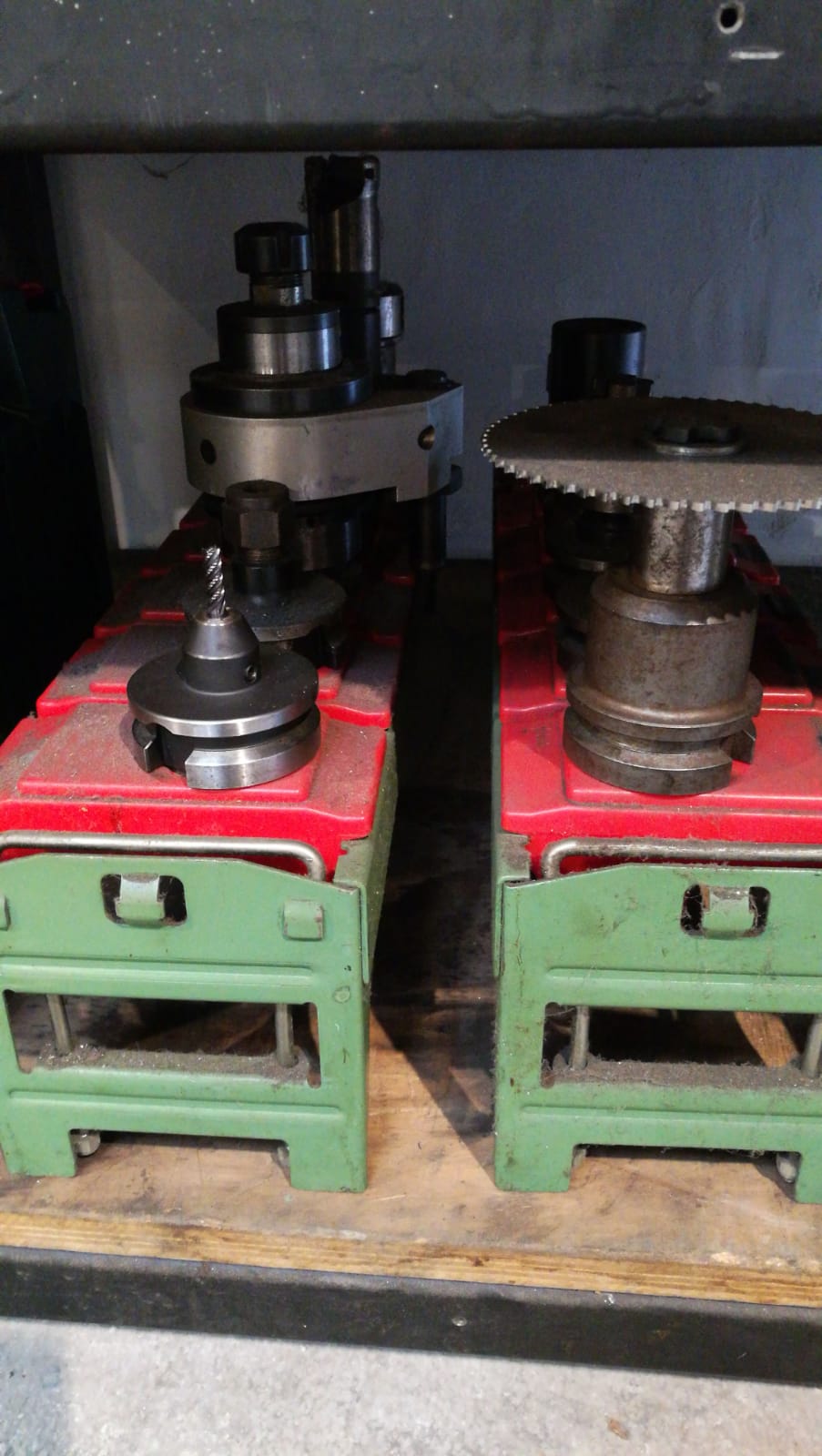 Gebruikt BRIDGEPORT VMC 760 20 - 1994