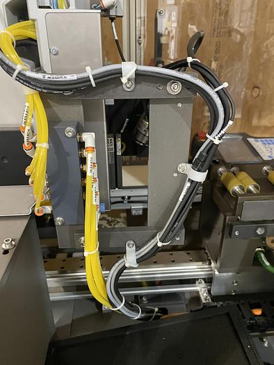 Used 2015 FANUC LRMATE 200ID ROBOTIC LABELING CELL