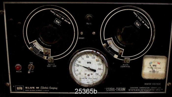 Used Blue M OV-560A-2 Lab Oven, 400 Degrees Fahrenheit (208 Degrees Celsius) 2000 Watts, 120 Volt #25365