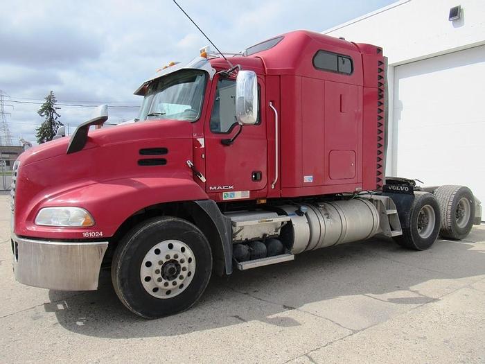 Used 2016 MACK CXU613