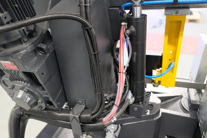 UZMA 320DGH Bandsaw Machine double Mitre Semi Automatic