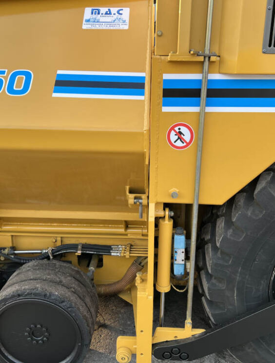 Usado 2005 Bitelli BB 650 DT