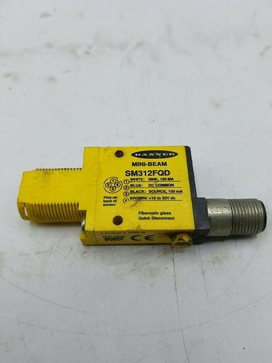 Used BANNER SM312FQD PHOTOELECTRIC SENSOR