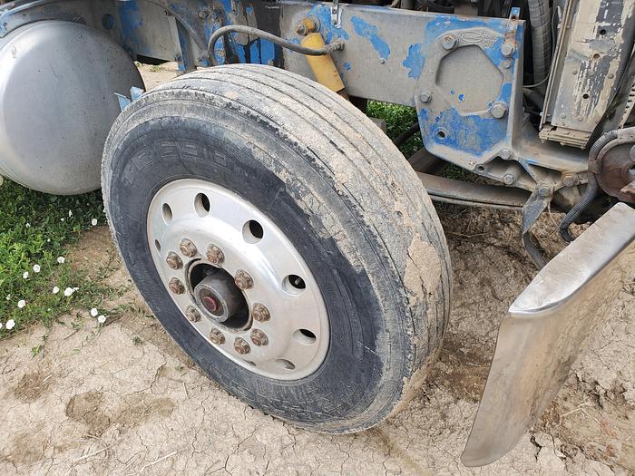 Used 1990 Peterbilt w/ New Holland 1051 Stack Retriever