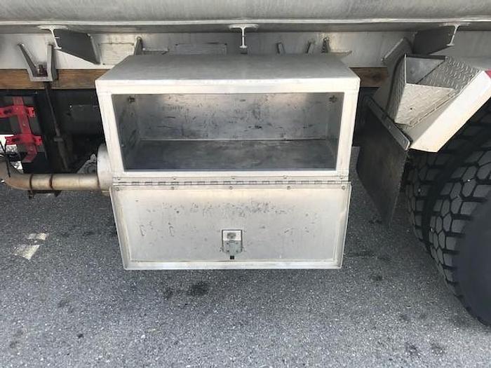Used 2006 International 4300 Fuel Truck - C83458