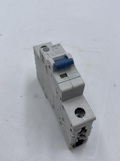 Allen-Bradley 1492-SPM1C020 Ser D 