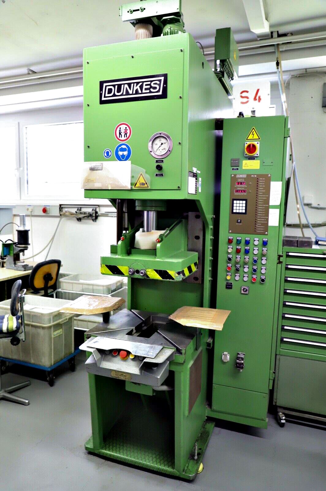 Used Dunkes HZS25 - 1992