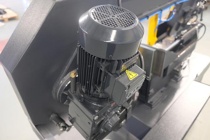 UZMA 320DGH Bandsaw Machine double Mitre Semi Automatic