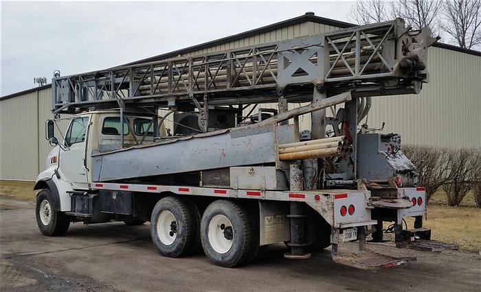 Used 1987 Ingersoll-Rand TH-55 Drill Rig