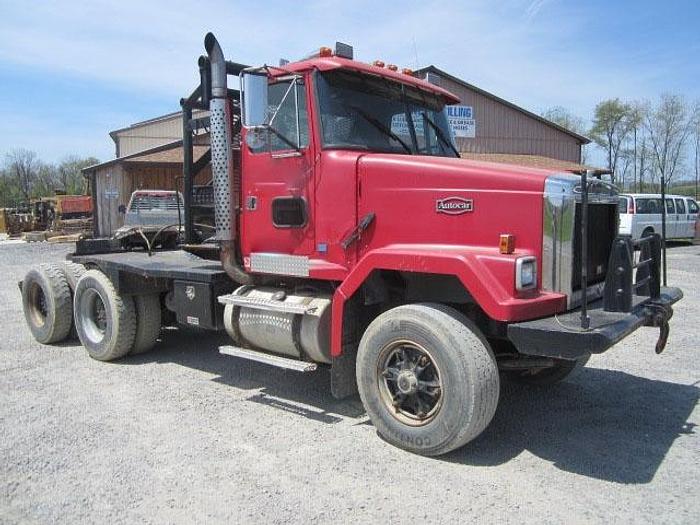 Used 1990 GMC Autocar Winch truck