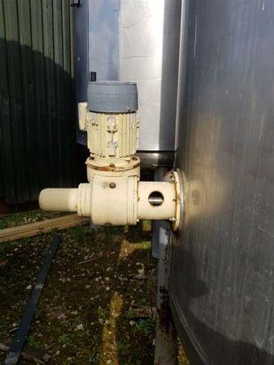 Used 14,700 Litre St Steel Pressure Rated Tank with Agitator