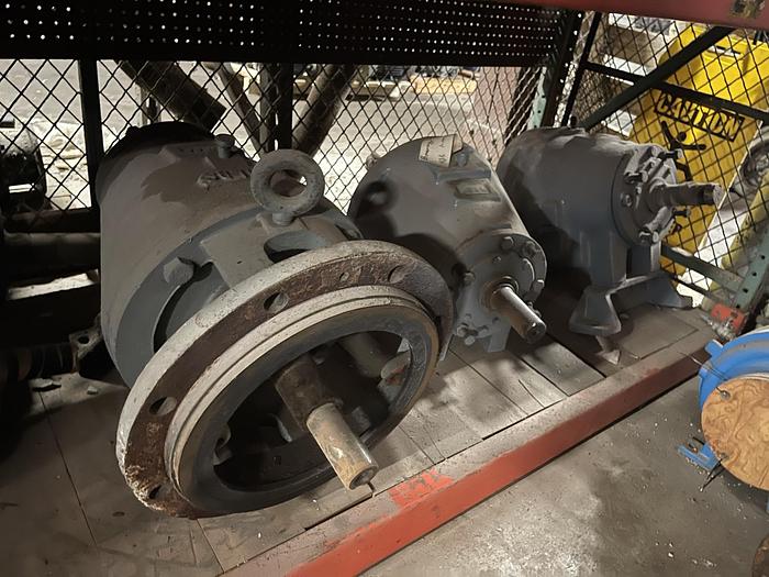 Used ASSORTED PUMP PARTS