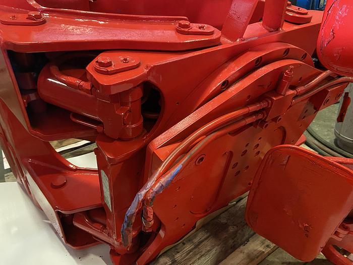 Used 51" BOLZONI ROLL CLAMP MODEL ARC-60-1051PS MFG. 2013 PENDING - JA