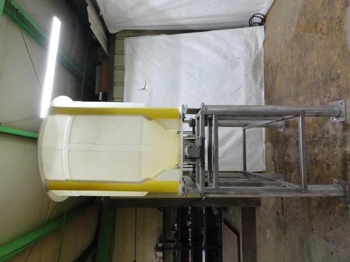 Used MTD Inc. Plastic Ingredient Tote; 250G