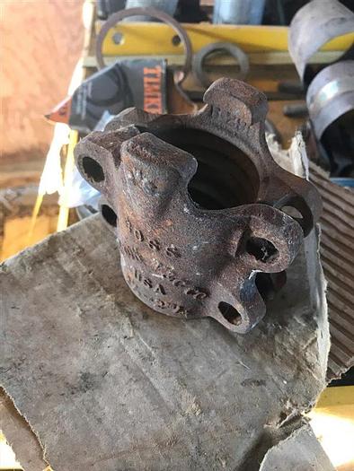 Used 2-1/2" Dixon Boss Hose Clamp - BU-34