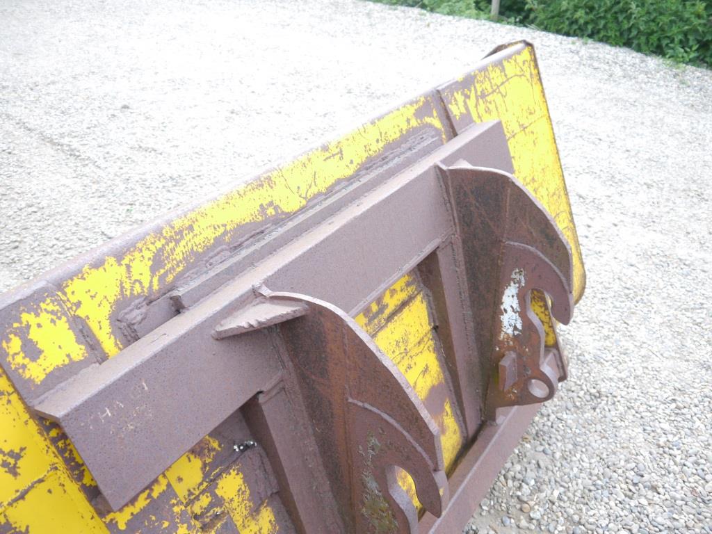 Used JCB Bucket