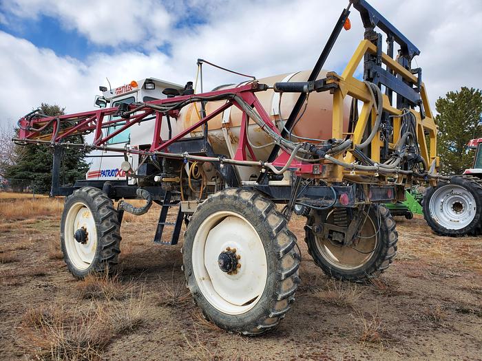 Used Tyler Patriot XL Sprayer - 1600 hrs