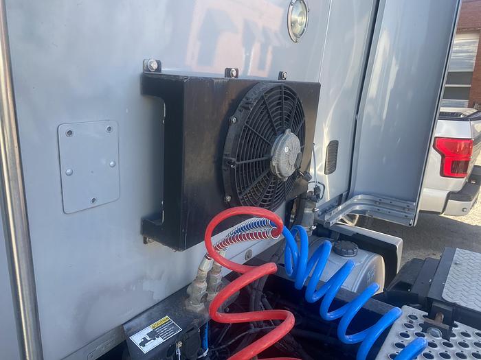 Used 2013 Kenworth T700