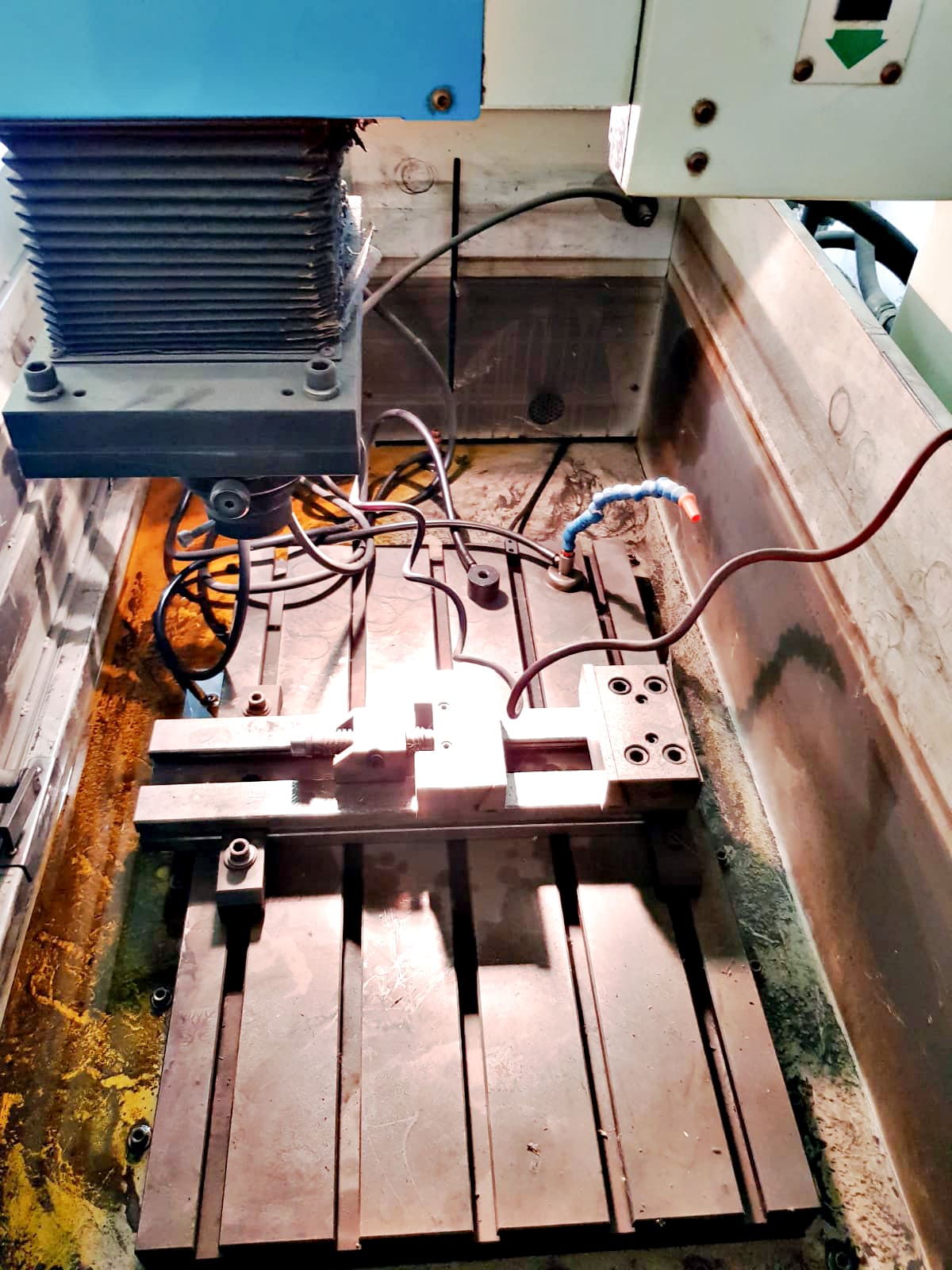 Used Aristech CNC 550 - 1998