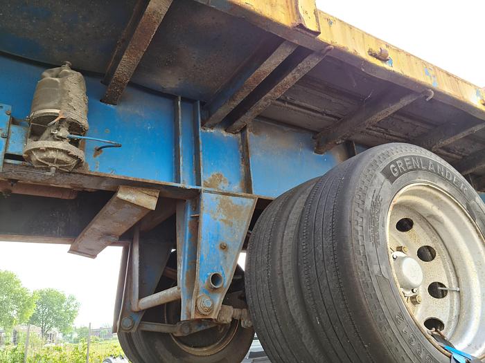 Used 1979 2 AXLE FLATBED TRAILER STEEL SUSPENSION STEEL FLOOR GROENEWEGEN