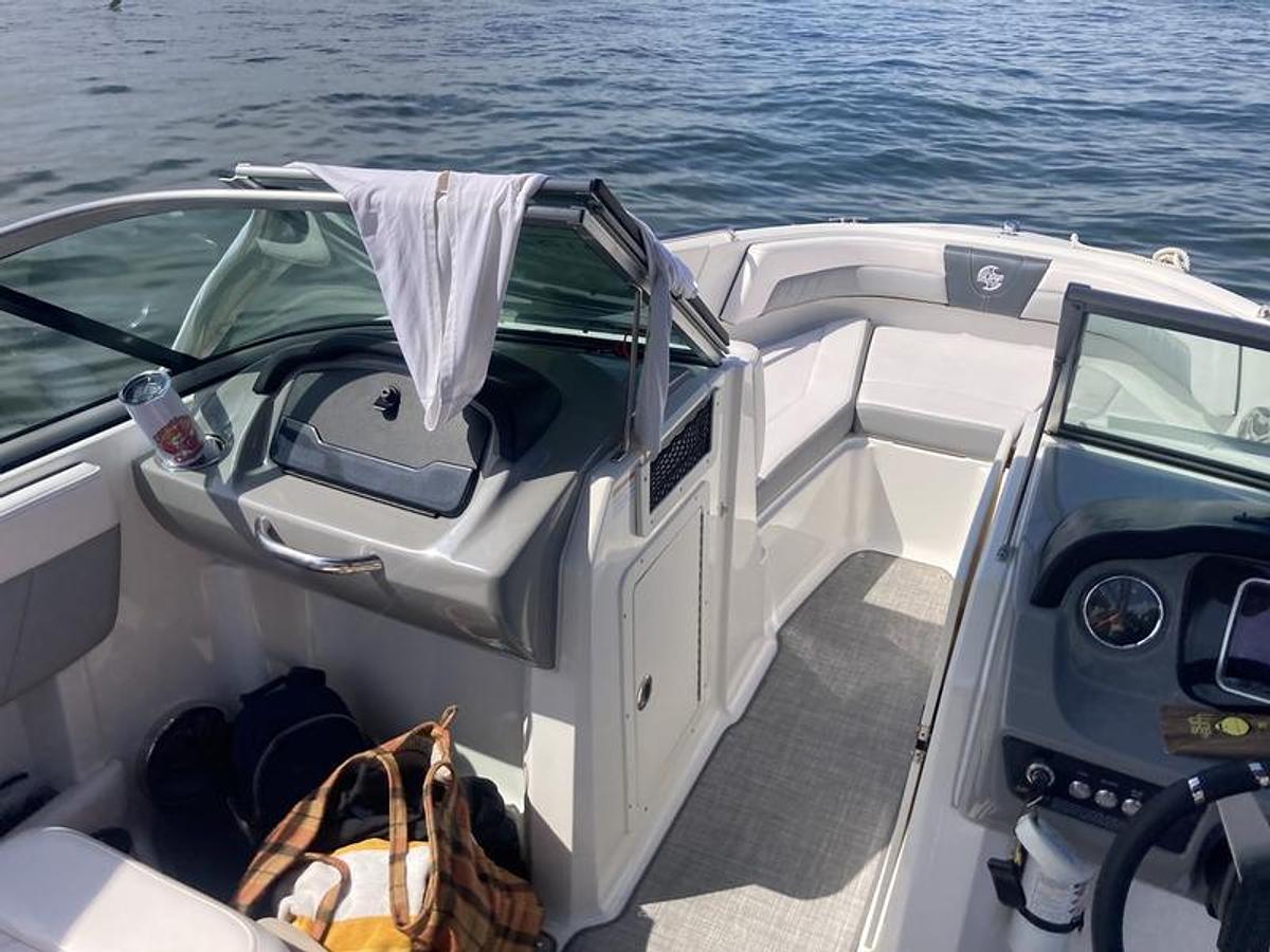 Used 2020 Chaparral 21 Surf