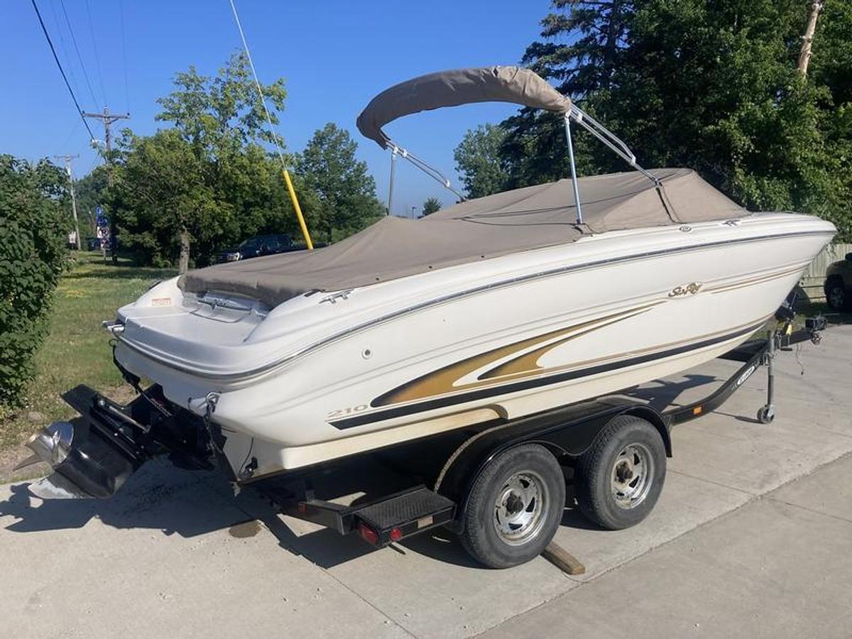 Used 1999 Sea Ray 210 Bowrider