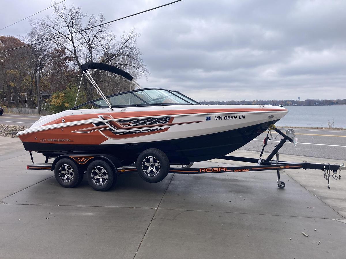 Used 2017 Regal 2000 ESX