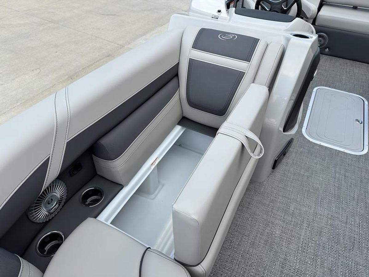 2025 Barletta Boats C22UC