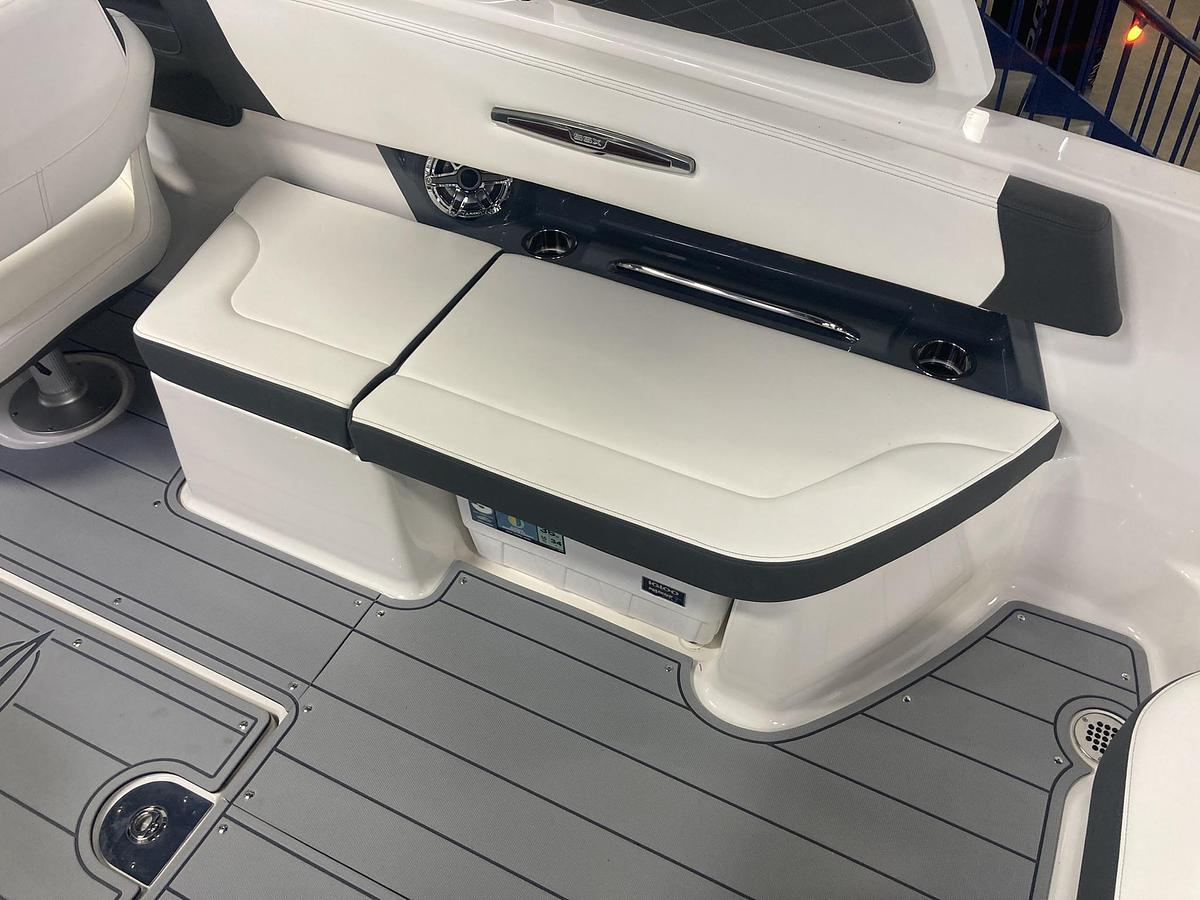 2025 Chaparral 307 SSX