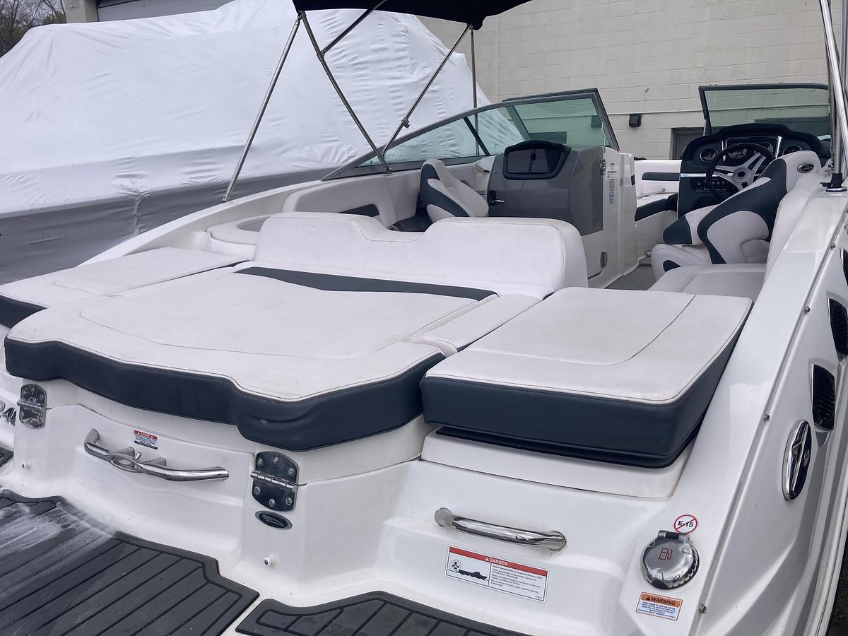 Used 2019 Chaparral 246 SSi