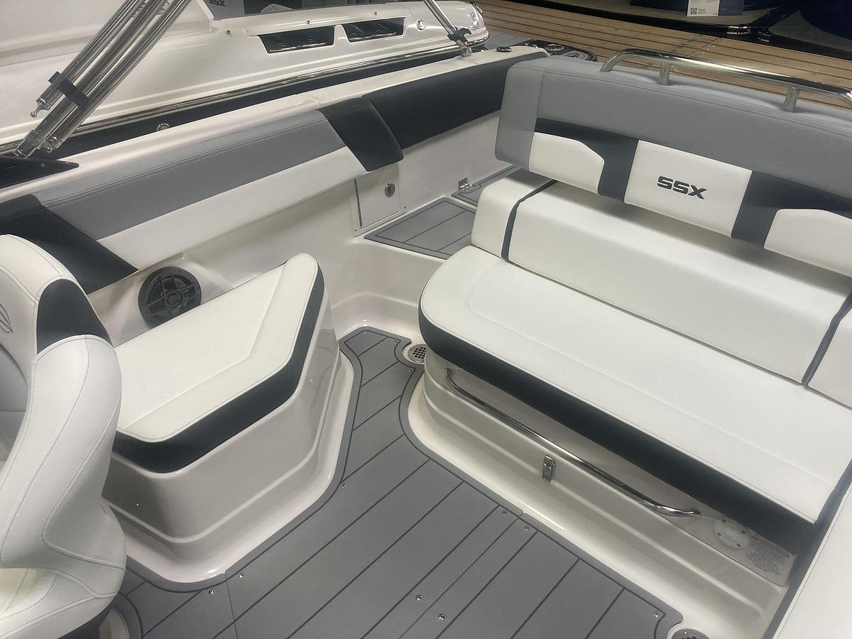 2026 Chaparral SSX 4