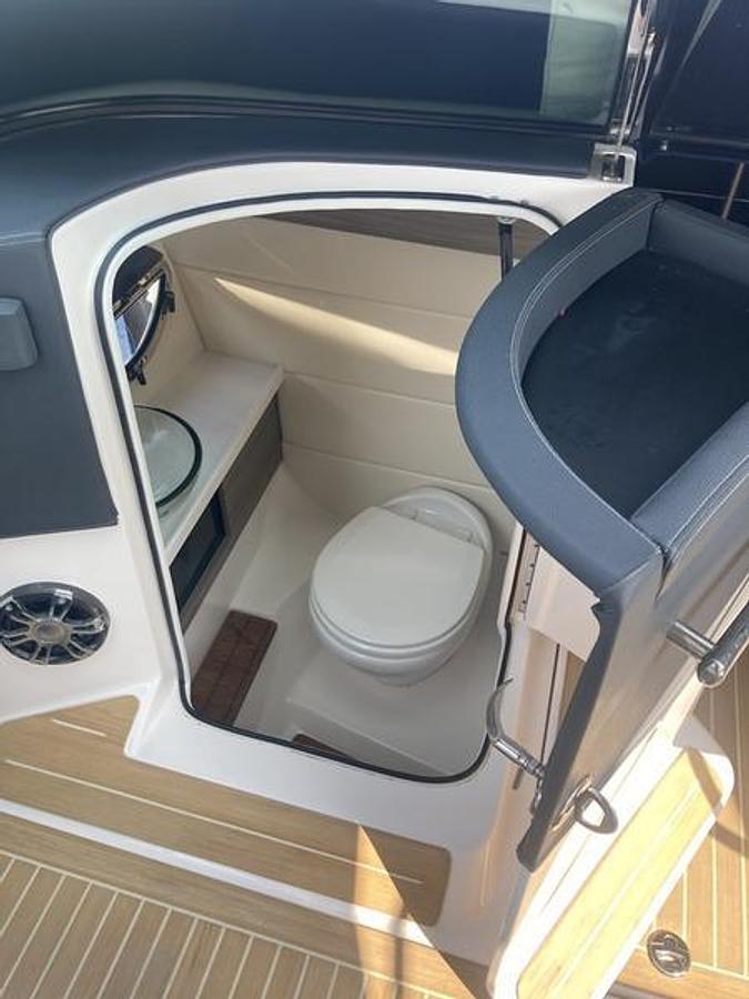 Used 2020 Regal 2800