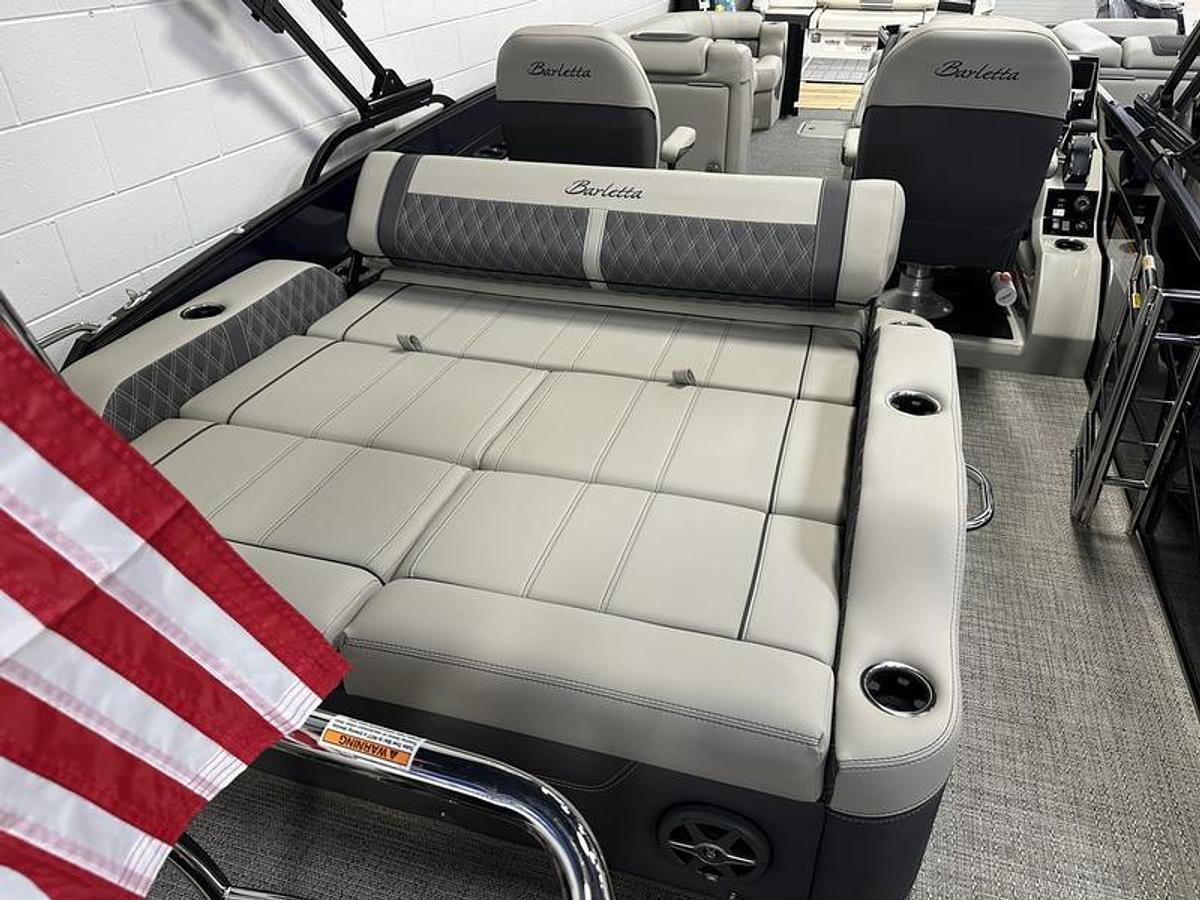 2025 Barletta Boats Lusso 25 UC