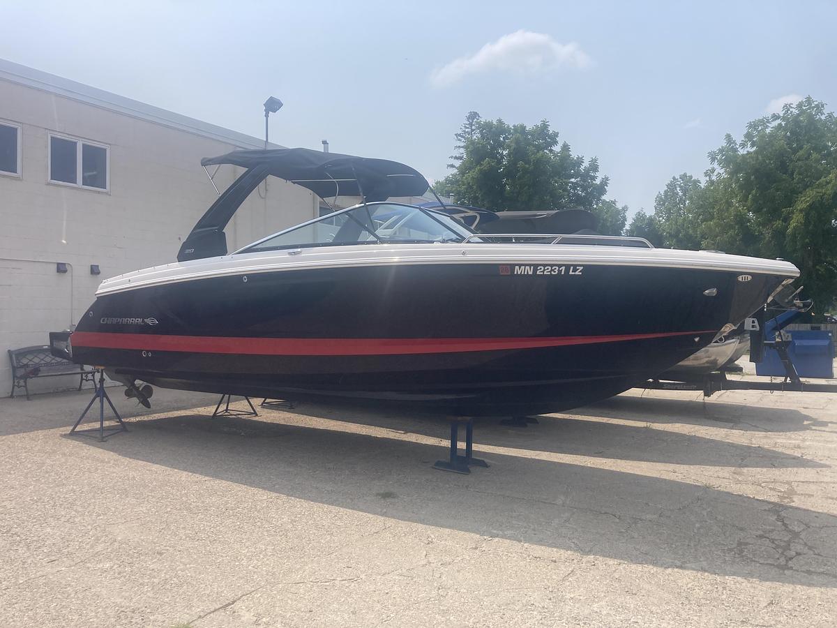 Used 2020 Chaparral 297 Surf