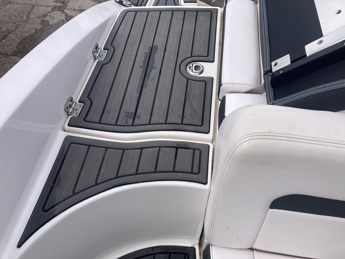 Used 2019 Chaparral 246 SSi