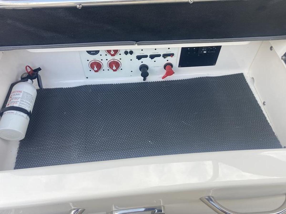 Used 2017 Chaparral 307 SSX