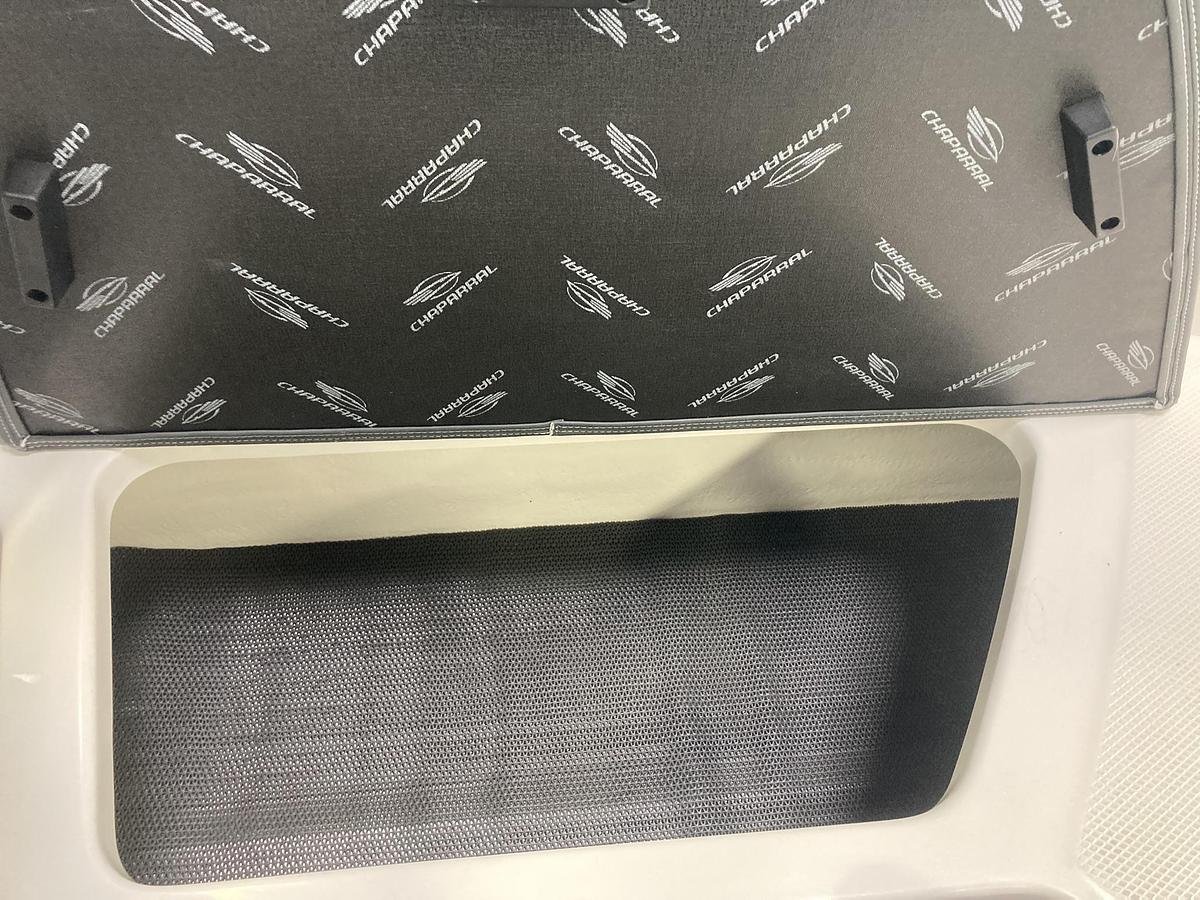 2026 Chaparral 23 SSi