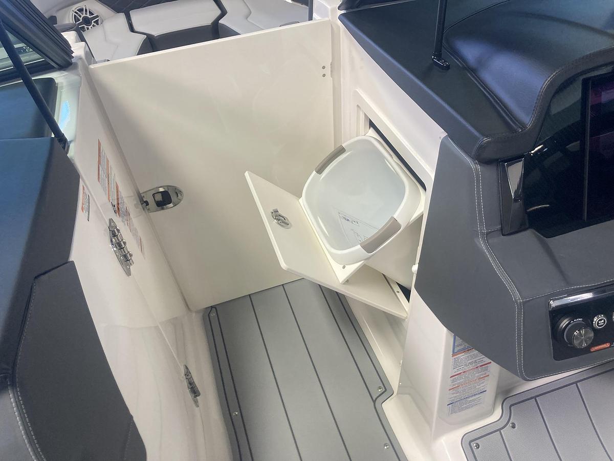 2026 Chaparral SSX 30