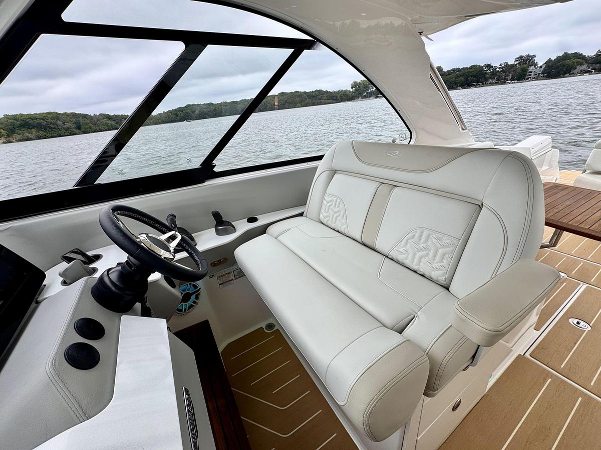 2027 Regal LS36