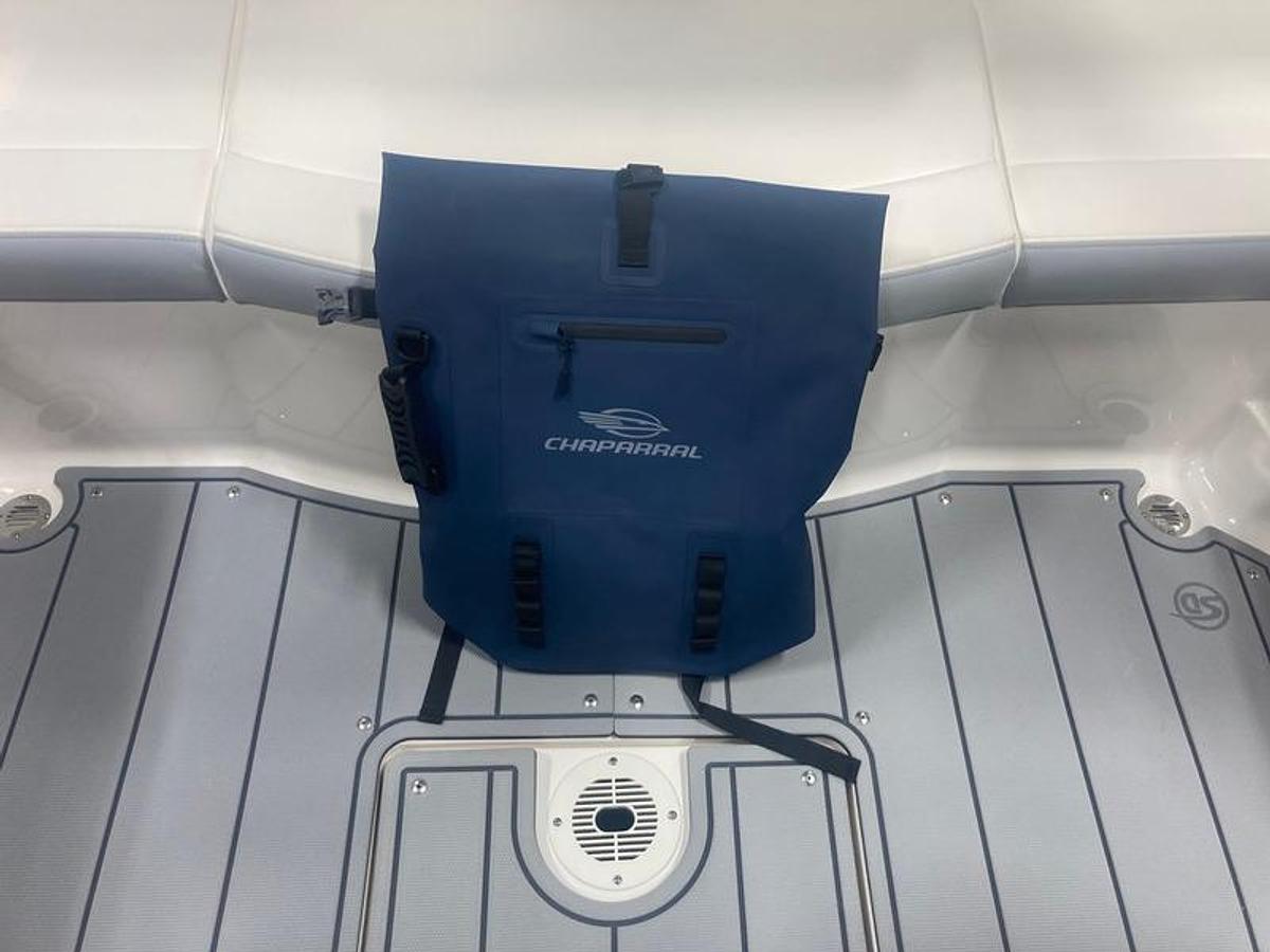 2025 Chaparral 19 SSI Outboard