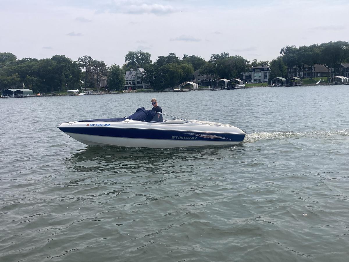 Used 2004 Stingray 195FX Ski Fish