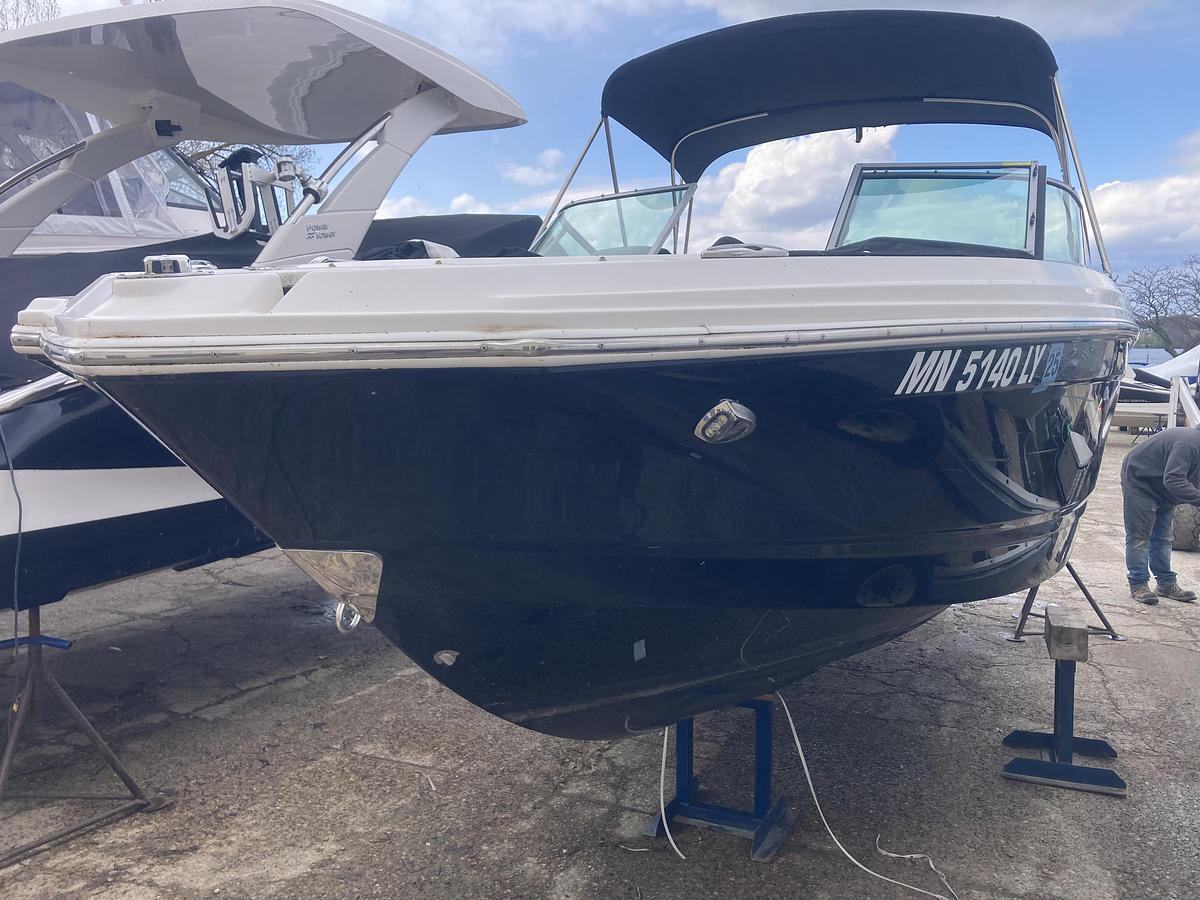 Used 2019 Chaparral 246 SSi