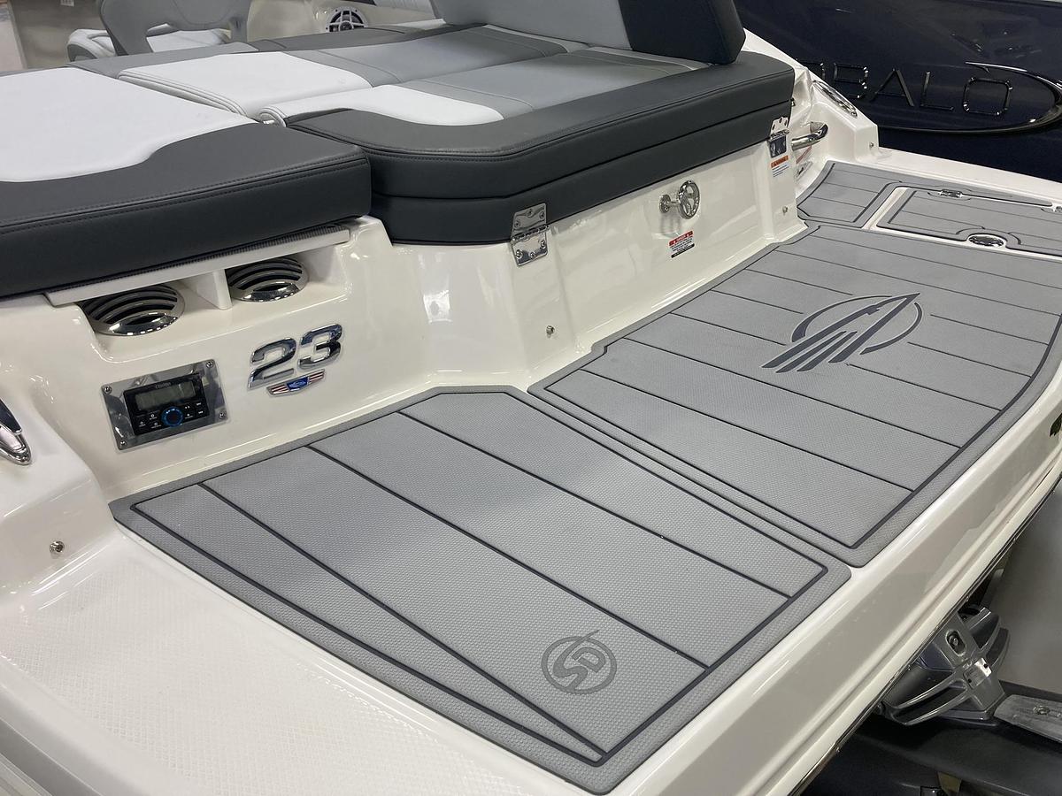 2026 Chaparral 23 SSi