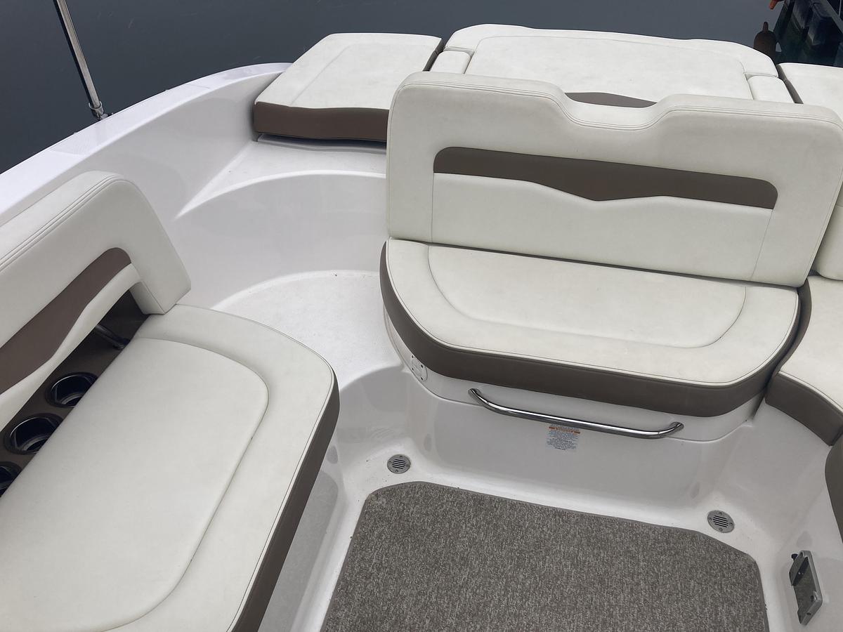 Used 2014 Chaparral 246 SSi